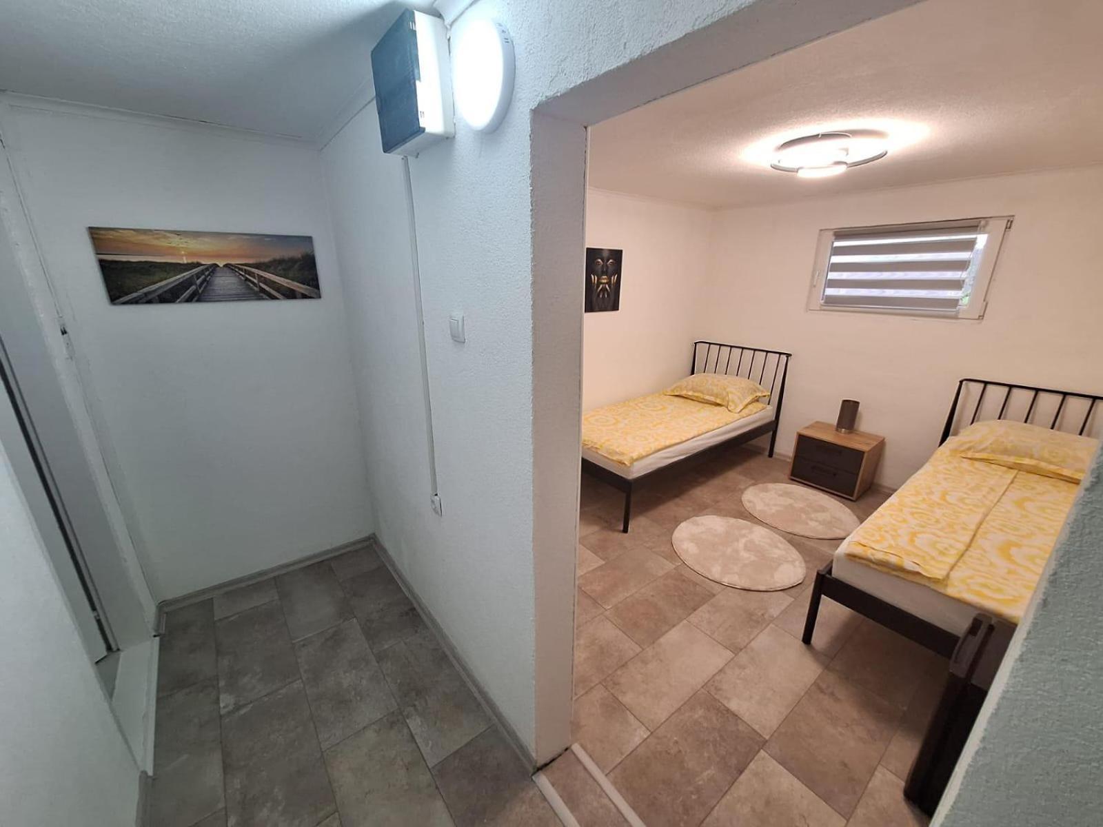 Fly & Stay Apartments Laktaši Eksteriør bilde