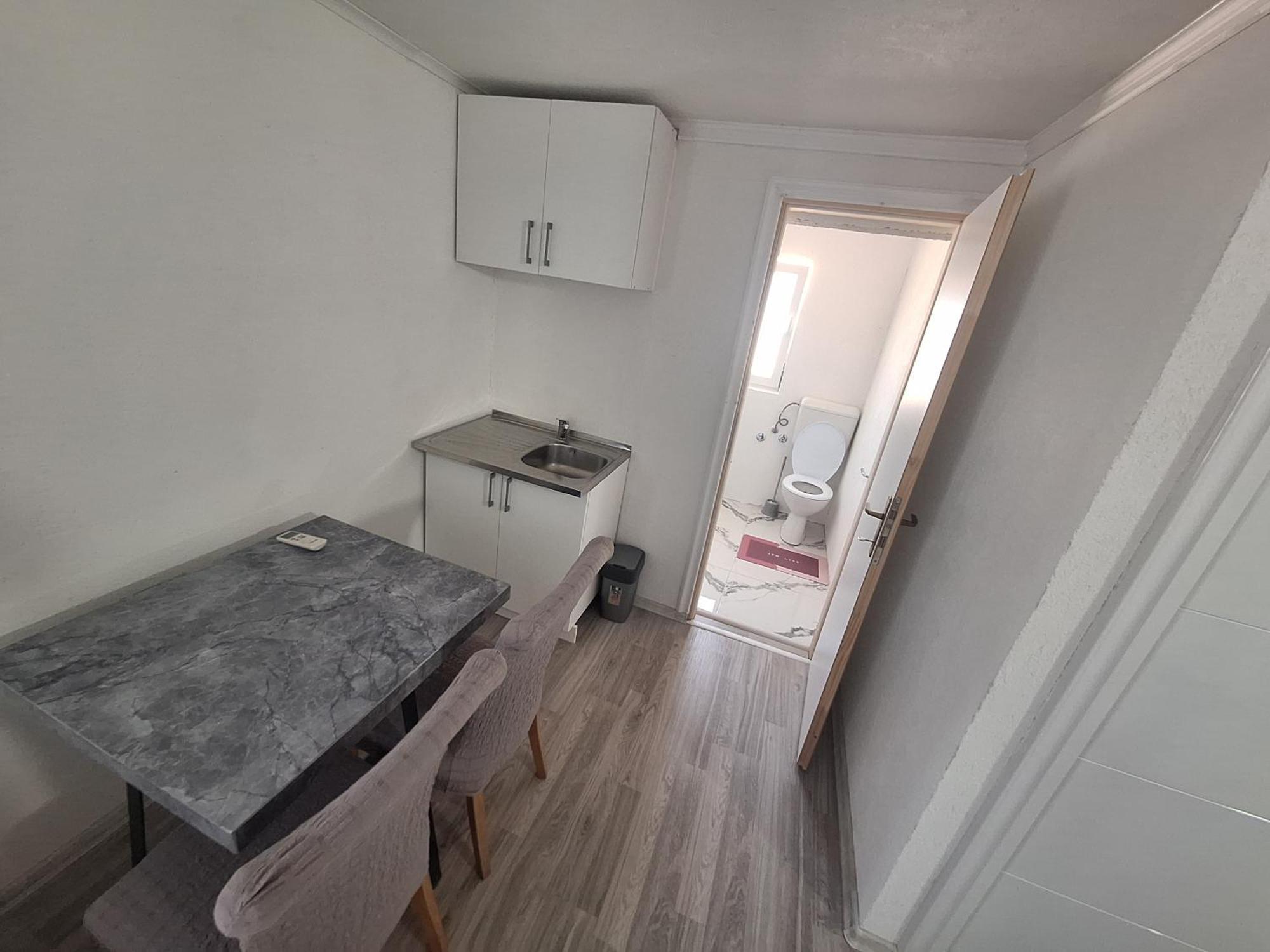Fly & Stay Apartments Laktaši Eksteriør bilde