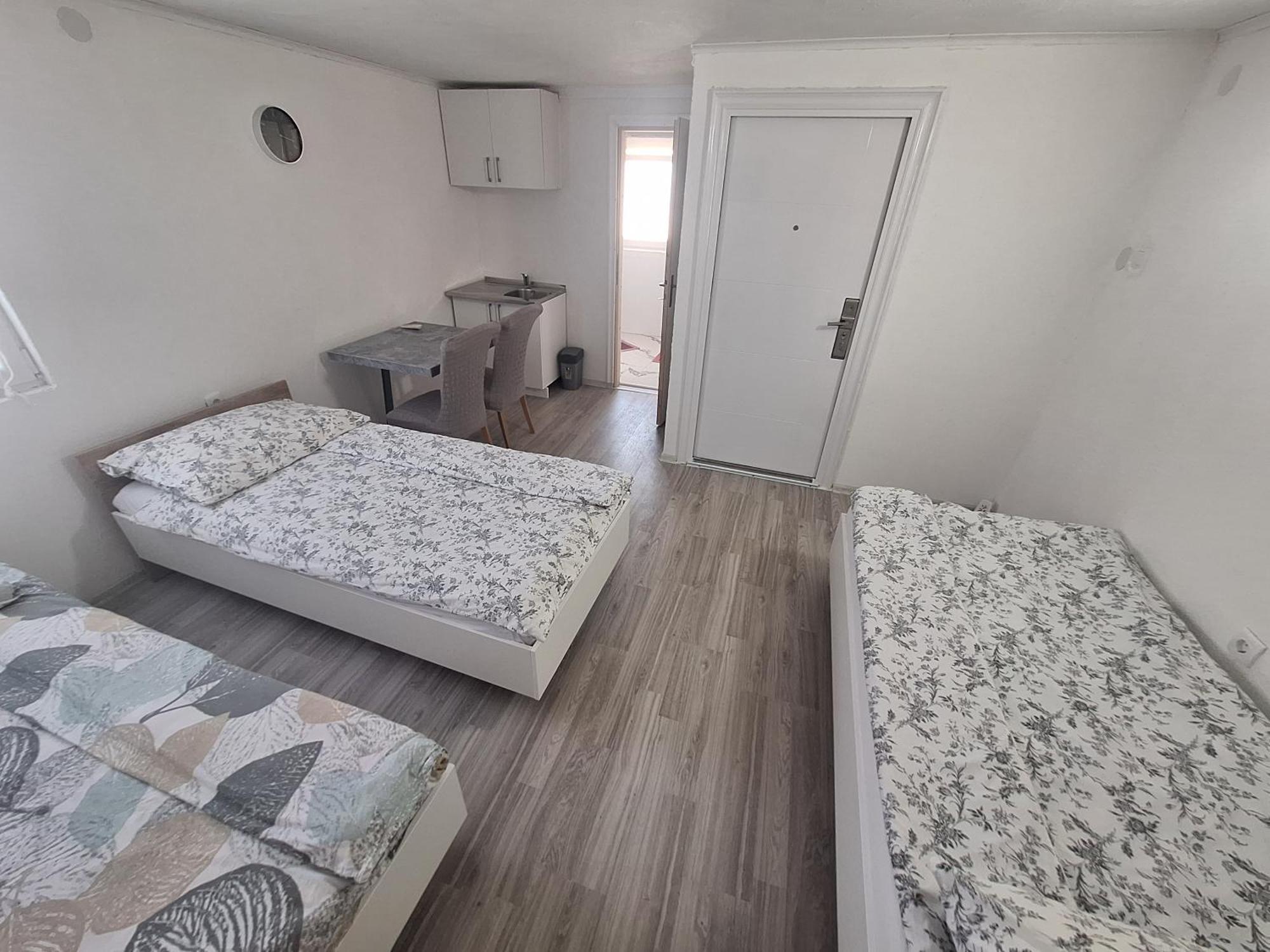 Fly & Stay Apartments Laktaši Eksteriør bilde